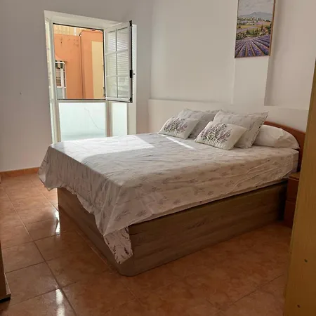 Holiday home Nerjamedina72 *